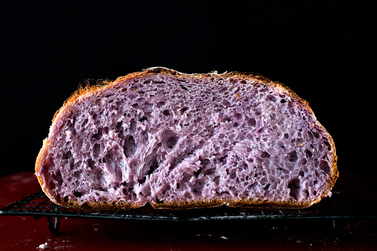 Lila Brot, Purple Bread